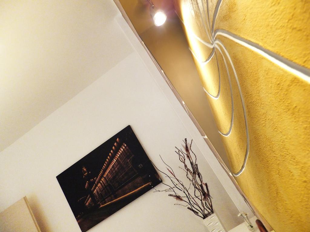 Da Canal Milan Room photo